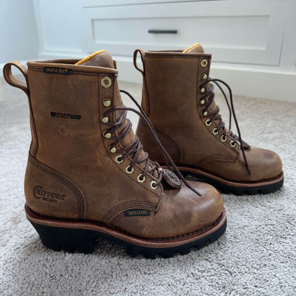 Chippewa Women's 8" Steel Toe Insulated Logger Boots